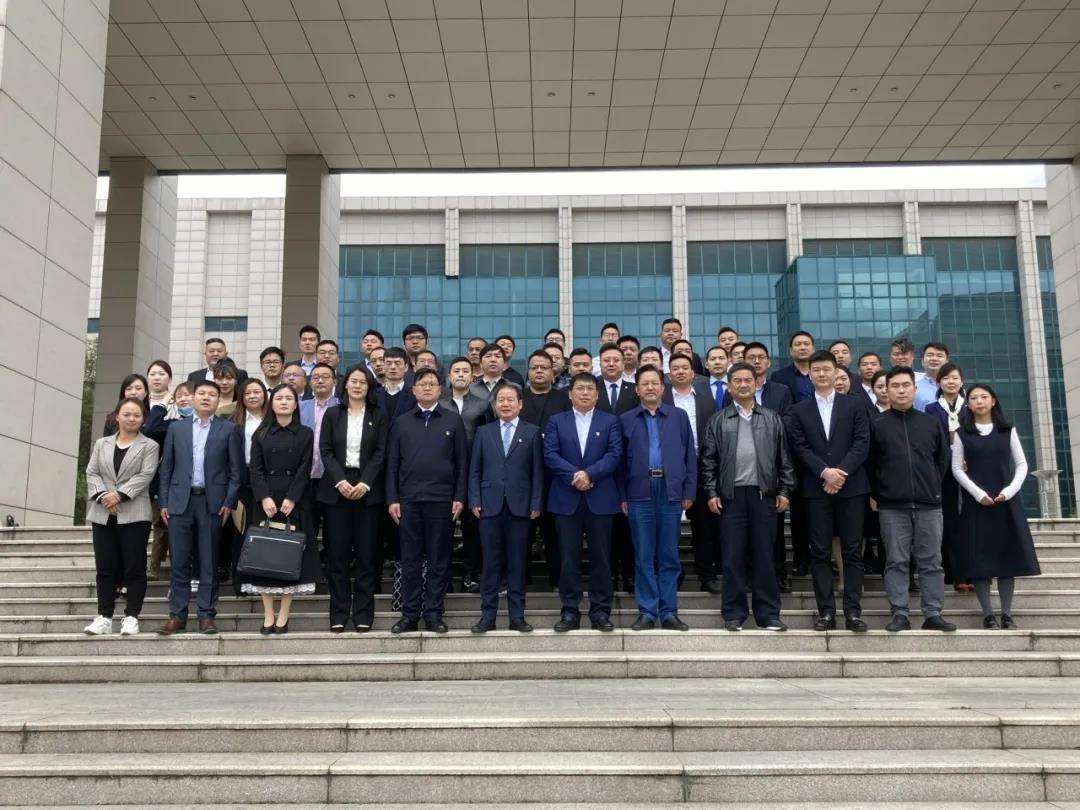 喜讯：河南国一建筑工程有限公司总经理吕磊当选为信阳市青年企业家协会副会长！